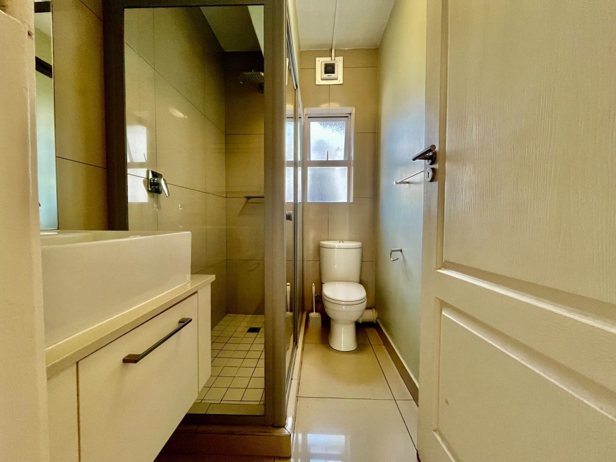 3 Bedroom Property for Sale in Wynberg Upper Western Cape